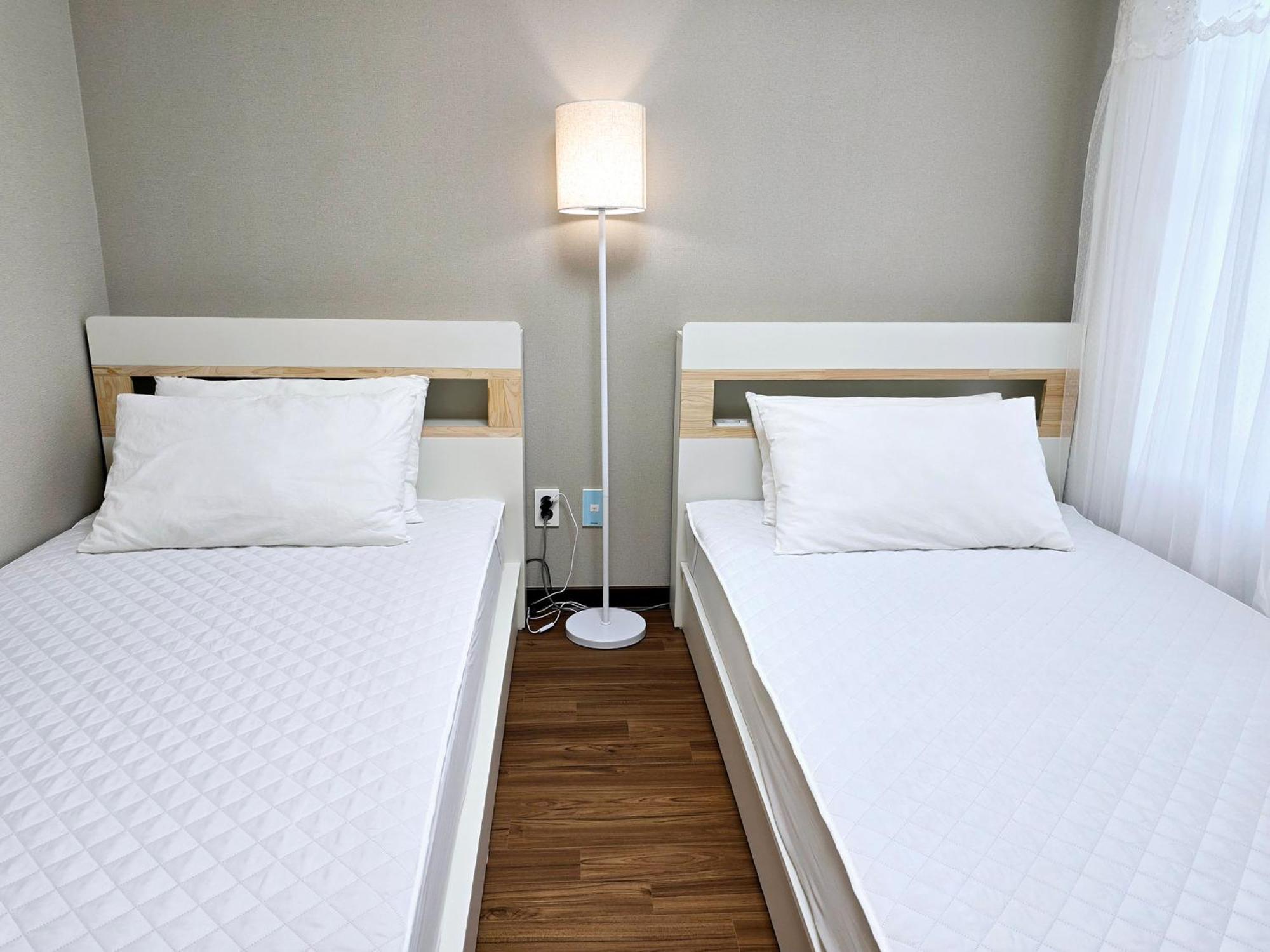 Incheon Airport Guesthouse L Екстериор снимка