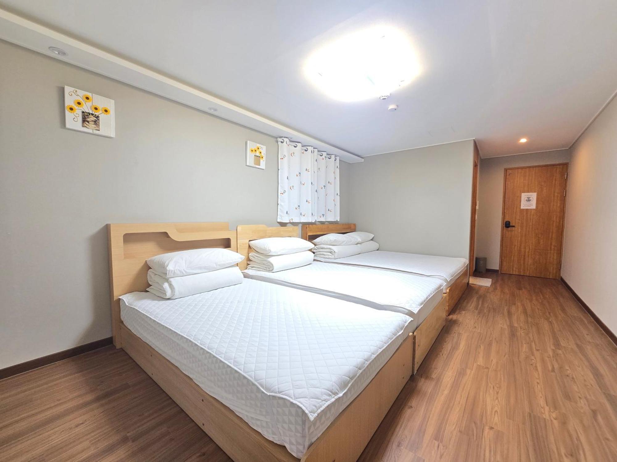 Incheon Airport Guesthouse L Екстериор снимка